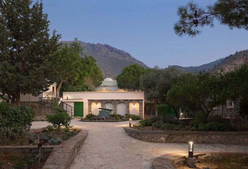 Gillham Vineyard Hotel   Adults Only