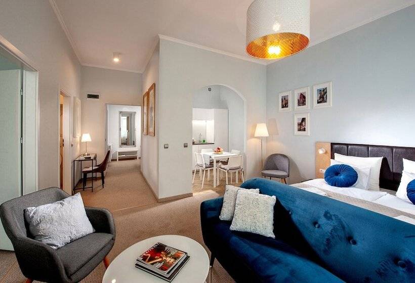 Holiday Suites Cracow