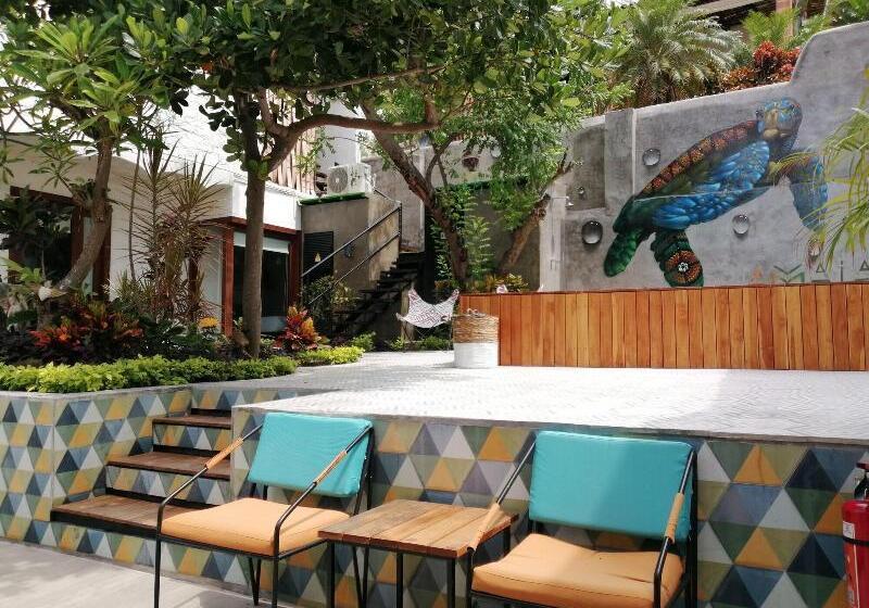 Отель Amaia Boutique