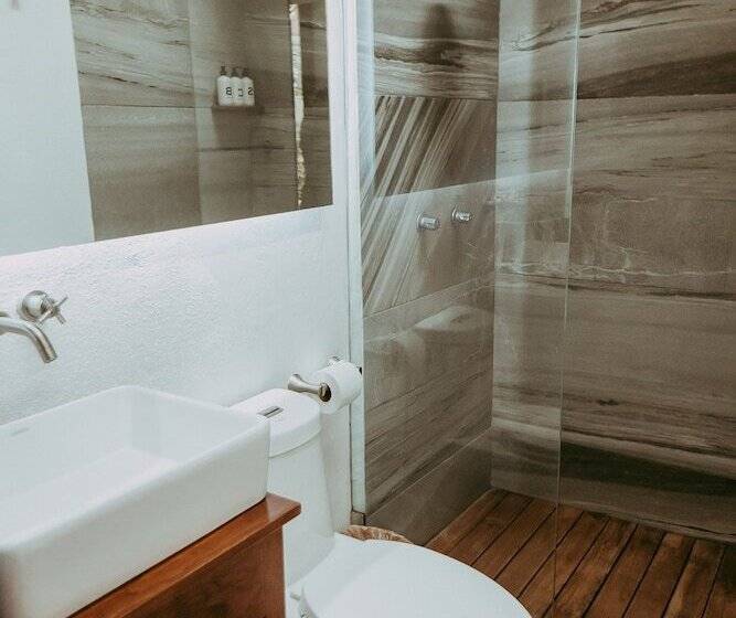 Отель Amaia Boutique