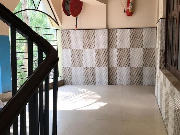 هتل Annapurna Resort And Lodge