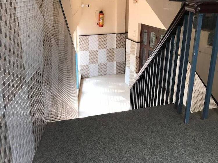 هتل Annapurna Resort And Lodge