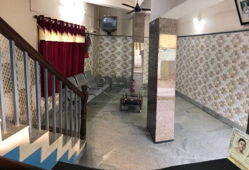 هتل Annapurna Resort And Lodge