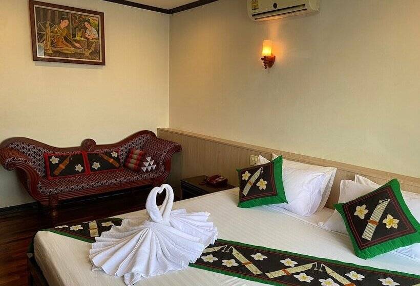 فندق Anoulackkhenlao