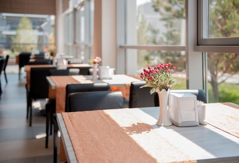 هتل Aurum Family Resort & Spa