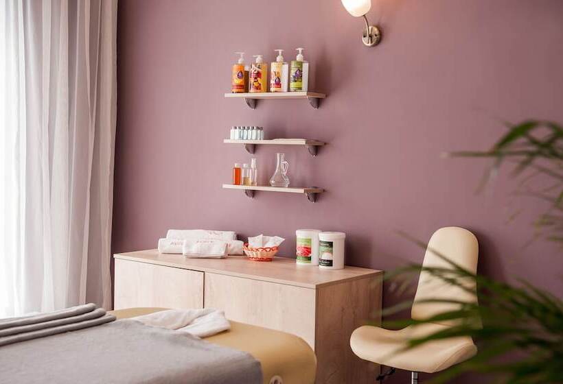 هتل Aurum Family Resort & Spa