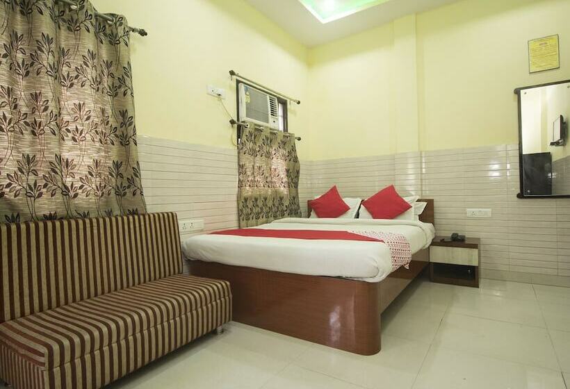 Отель Bidhan Plaza By Oyo Rooms