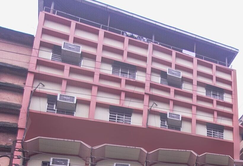 Отель Bidhan Plaza By Oyo Rooms