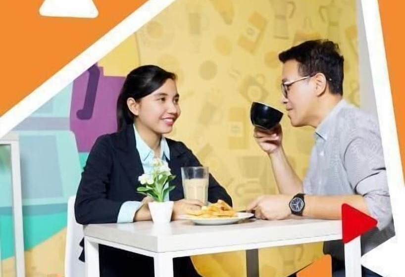 هتل Central Front One Inn Jakarta Airport