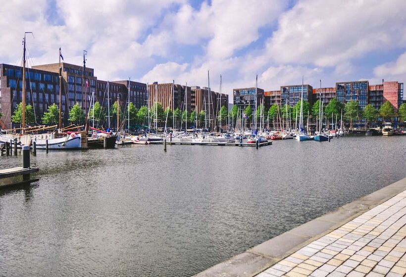 هتل Four Elements