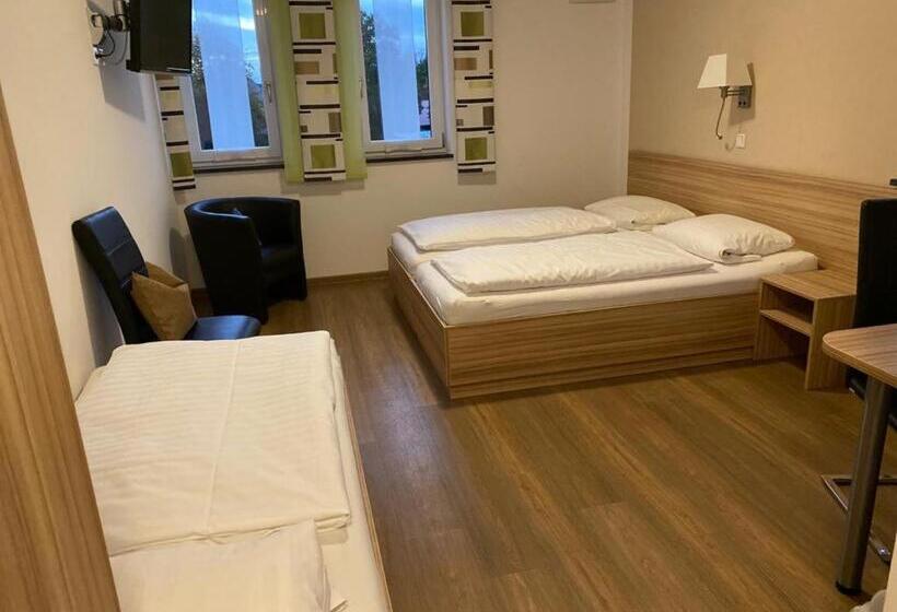 Отель Fränkischer Hof