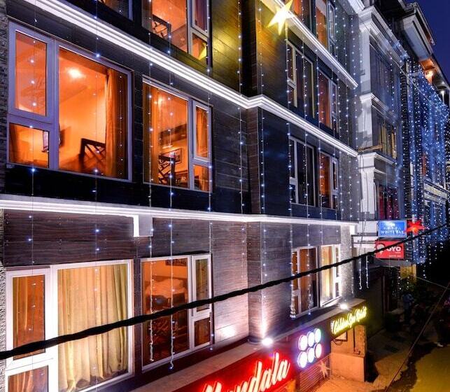 هتل New Mandala Golden Spa Resort