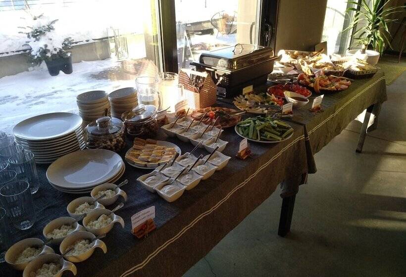 هتل Quadrum Ski & Yoga Resort