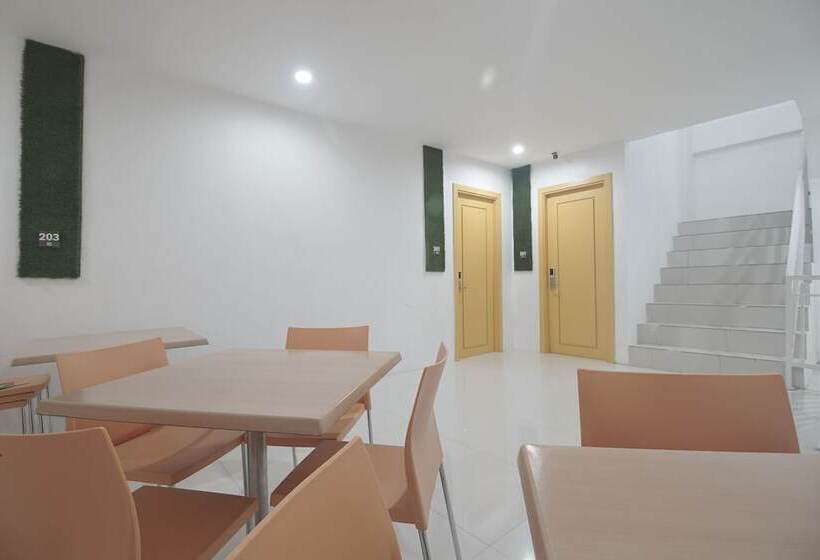 هتل Reddoorz Plus @ Catania Lrt Cinde Palembang