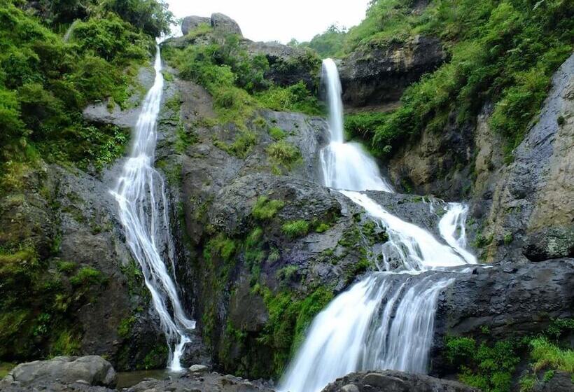 호텔 See Too Ville   Nature Lodge Sagada