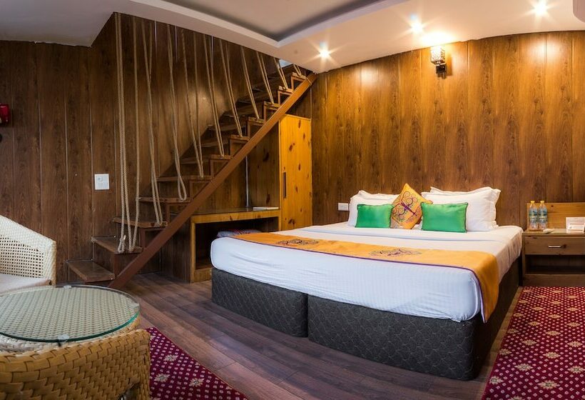 호텔 Veda5 Ayurveda And Yoga Retreat