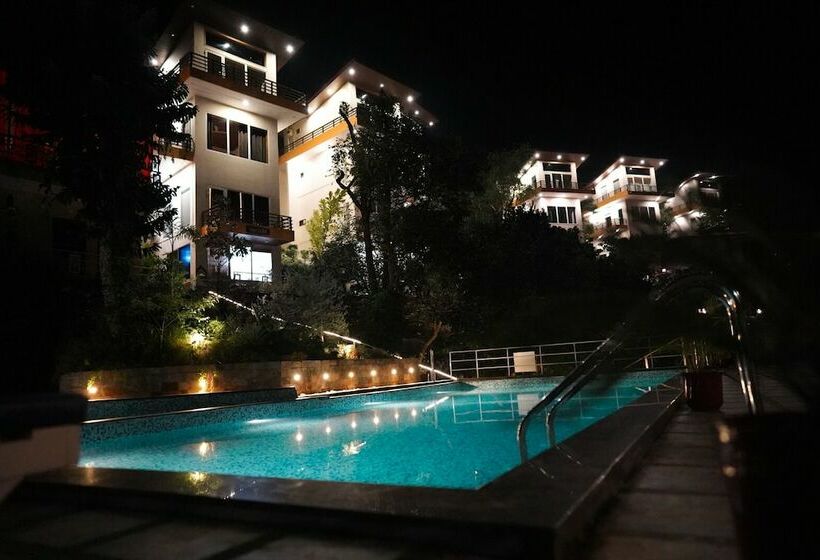 호텔 Veda5 Ayurveda And Yoga Retreat