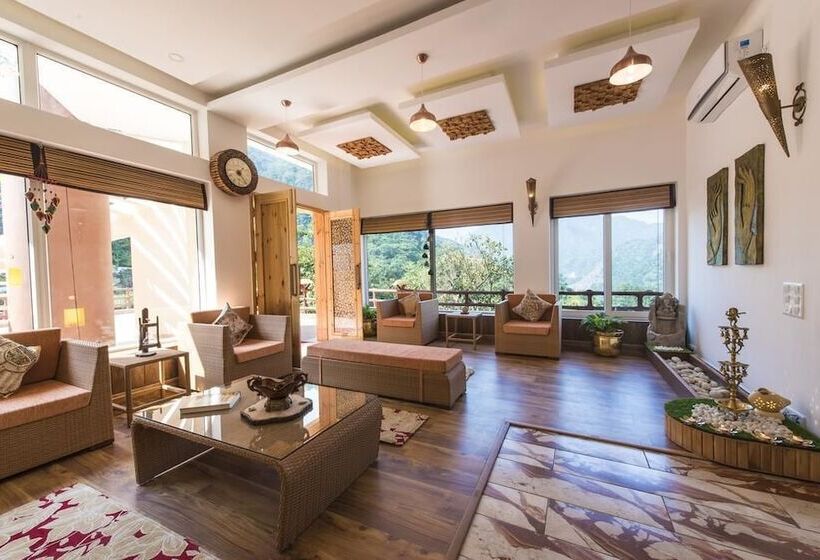 호텔 Veda5 Ayurveda And Yoga Retreat