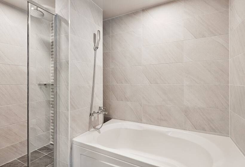 酒店 Westernbay Marina