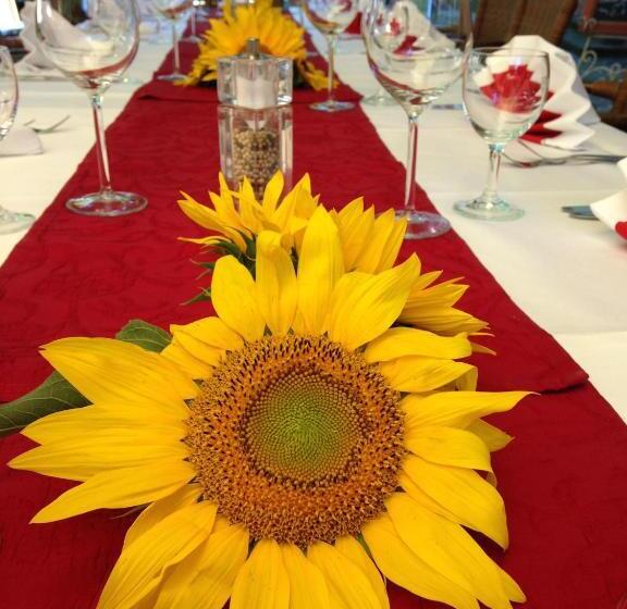 Marktplatzhotel   Restaurant Tafelspitz