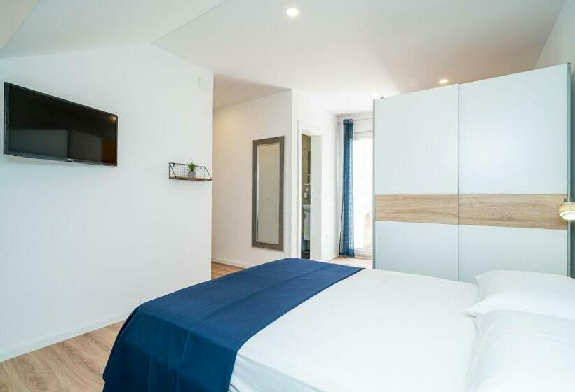 膳宿费 Apartment & Rooms Papa