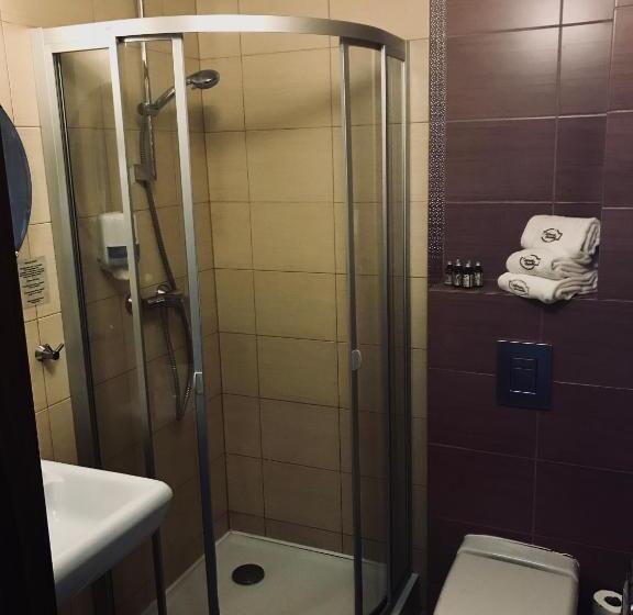 ペンション Cedrowy Dworek