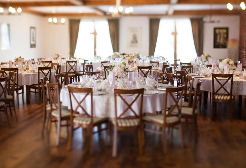 ペンション Cedrowy Dworek