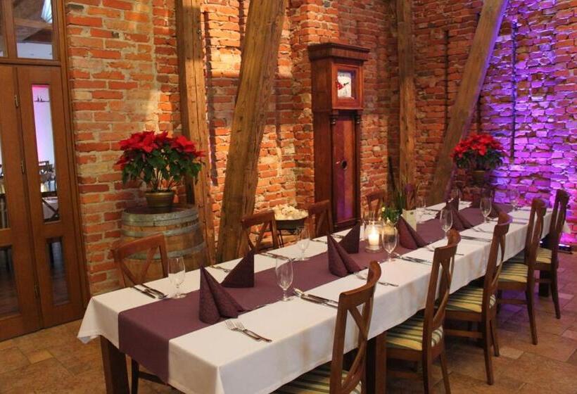 ペンション Cedrowy Dworek