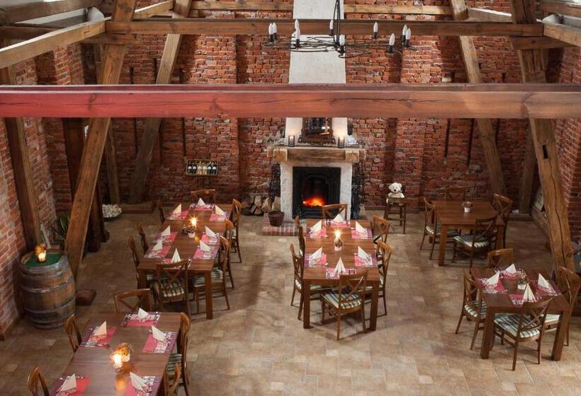 ペンション Cedrowy Dworek