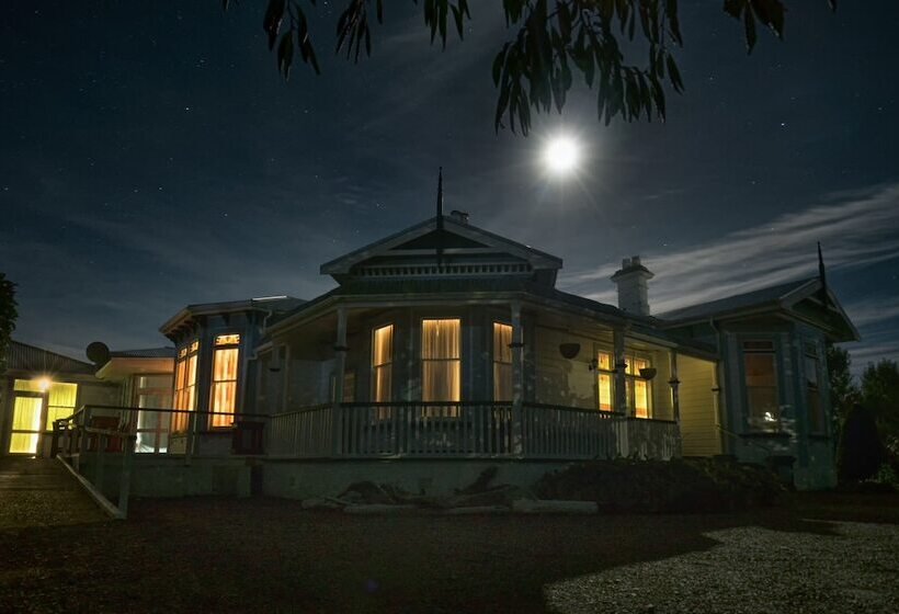 펜션 Lancewood Lodge