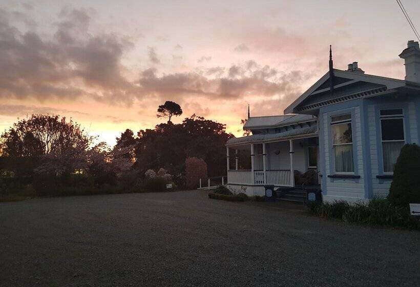 펜션 Lancewood Lodge