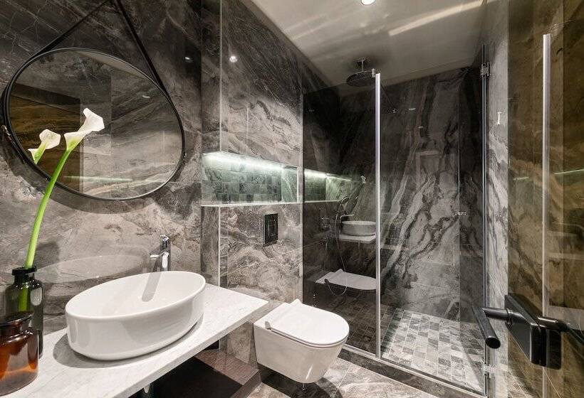 Pensió Royal Suitessky