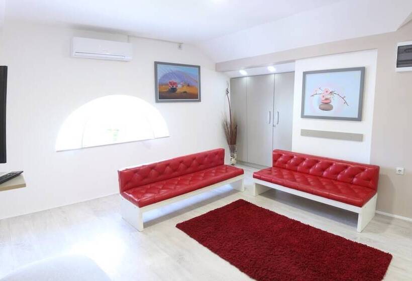 پانسیون Smeštaj Olivera Niška Banja