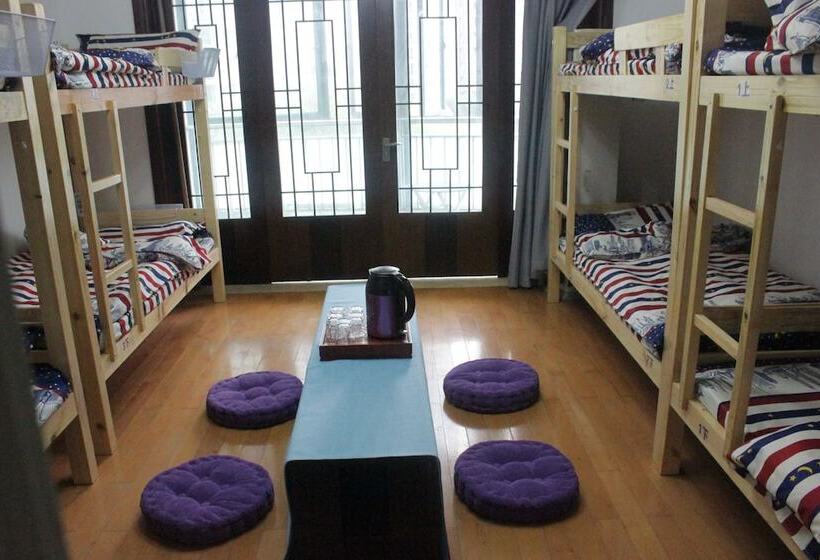 Shanghai Lost International Youth Hostel