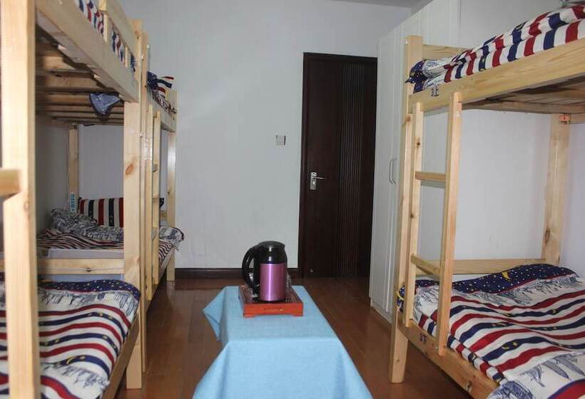 Shanghai Lost International Youth Hostel