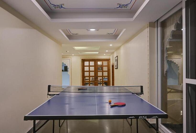 The Everest Hill Resort