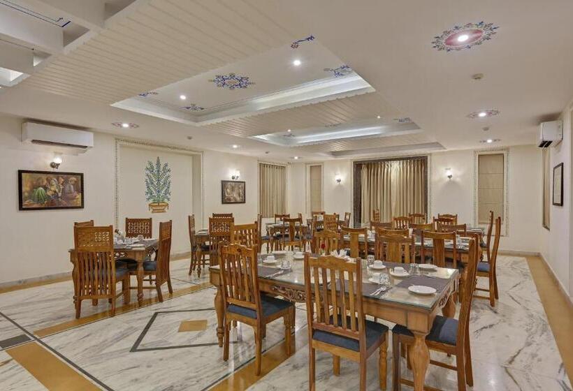 The Everest Hill Resort