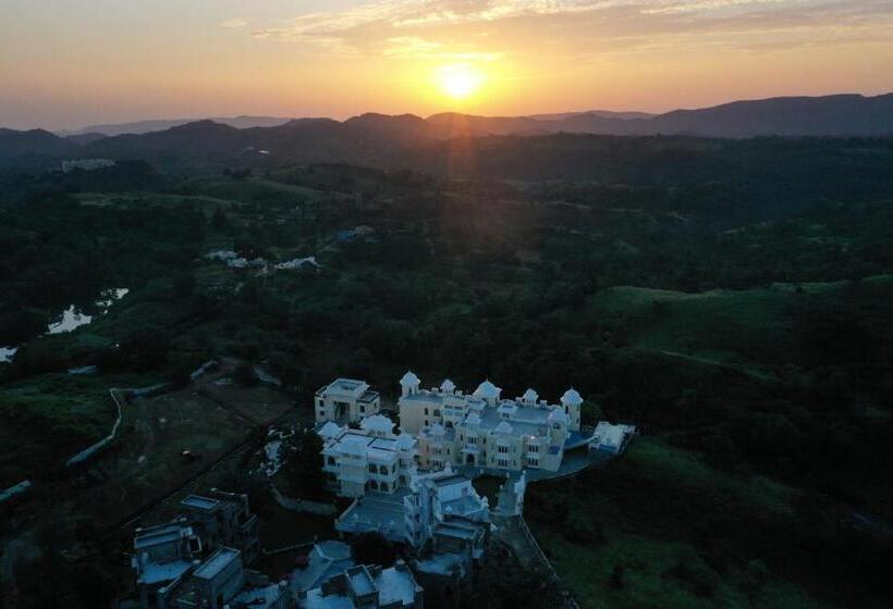 The Everest Hill Resort