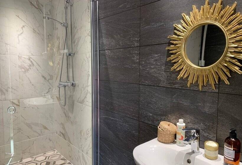 Wherever Mini Hostel