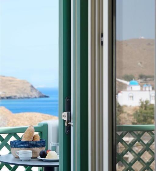 Aelia Apartments & Suites