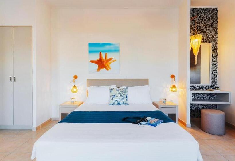 Aelia Apartments & Suites