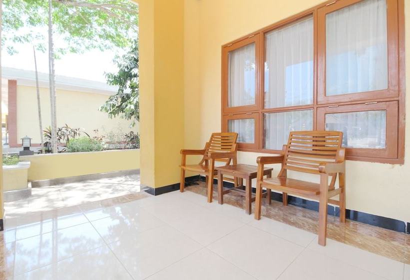 Airy Praya Pejanggik 8 Lombok