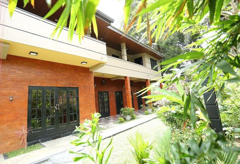 צימר Edwin S Airport Garden