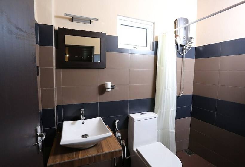 צימר Edwin S Airport Garden