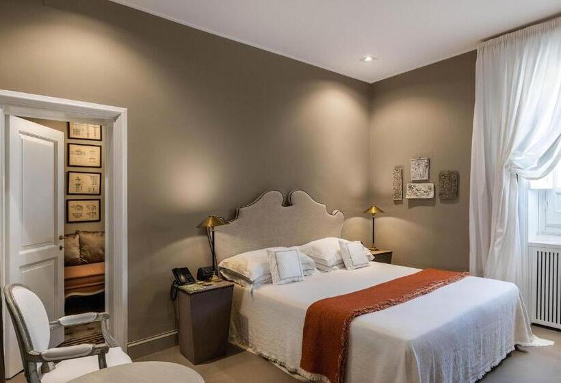 צימר Seven Rooms Villadorata