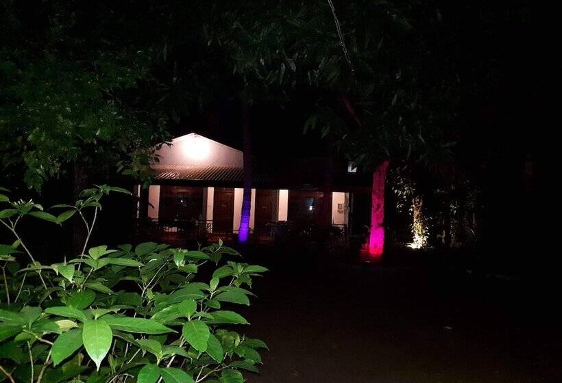 צימר Sigiri Hibiscus Villa