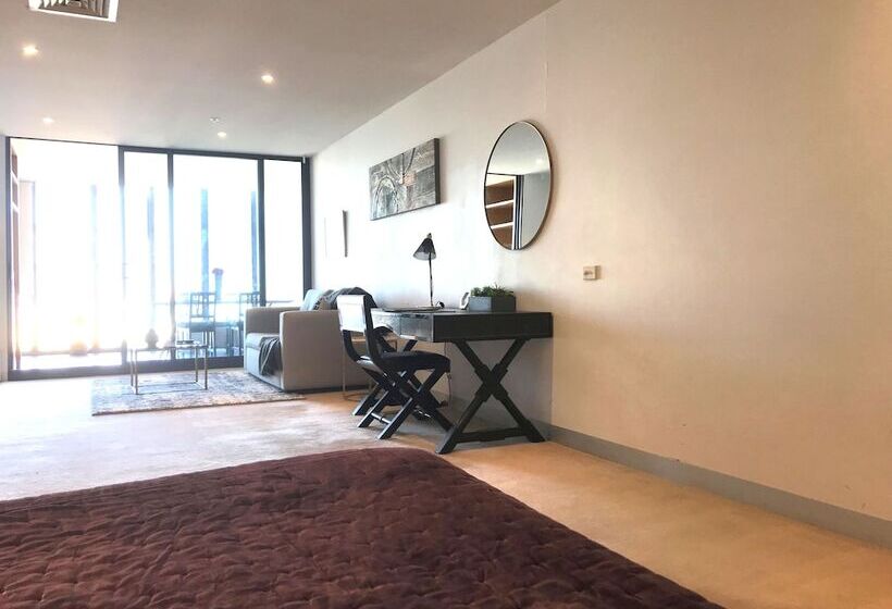 Citylights Apartments