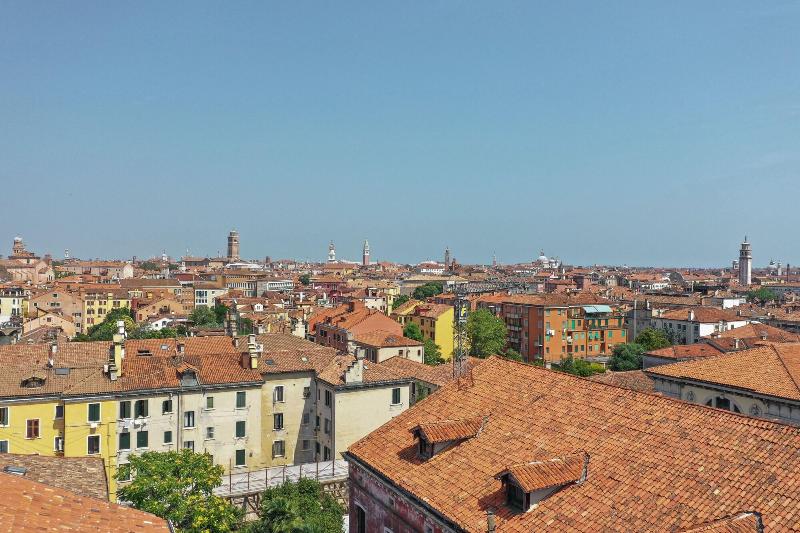 مسافرخانه Palazzo Martinelli Dolfin