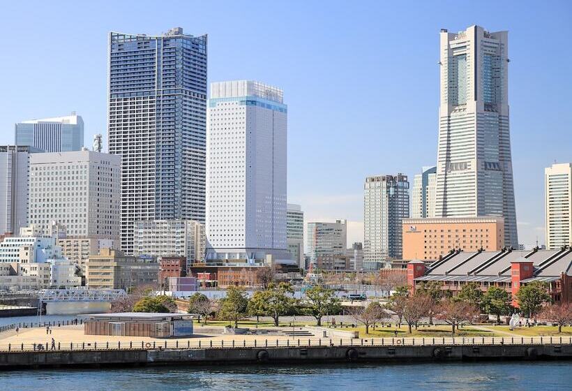 Apa Hotel & Resort Yokohama Bay Tower