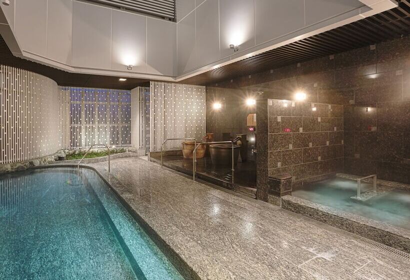 Apa Hotel & Resort Yokohama Bay Tower